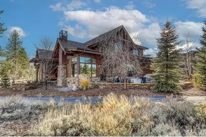 10200 Valmont Trail, Truckee, CA 96161 - Photo 25