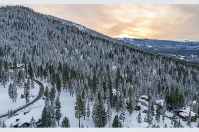 19050 Glades Place, Truckee, CA 96161 - Photo 17
