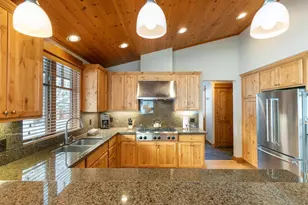 12463 Lookout Loop, Truckee, CA 96161 - Photo 17