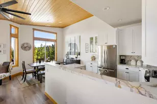12465 Bear Meadows Ct, Truckee, CA 96161 - Photo 11