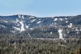 2000 N Village Dr, Truckee, CA 96161 - Photo 23