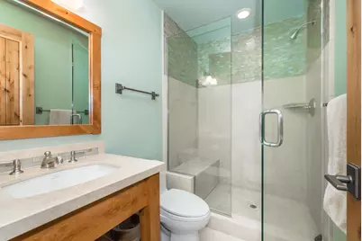 11221 Skislope Way, Truckee, CA 96161 - Photo 19