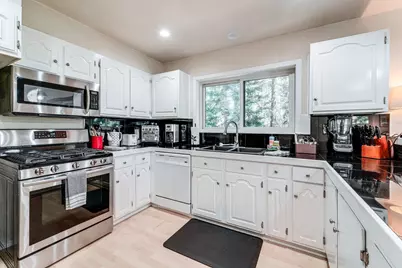 11495 Saint Bernard Drive, Truckee, CA 96161 - Photo 11