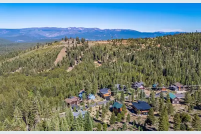 15644 Skislope Way, Truckee, CA 96161 - Photo 11