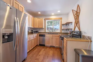 50638 Hemlock Ct, Soda Springs, CA 95728 - Photo 7