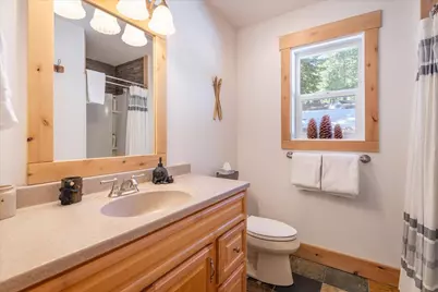 50638 Hemlock Court, Soda Springs, CA 95728 - Photo 9
