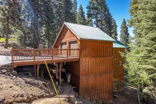 10880 Laurelwood Dr, Truckee, CA 96161 - Photo 23