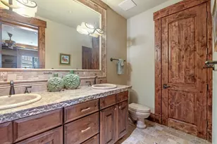 12710 Zurich Pl, Truckee, CA 96161 - Photo 19