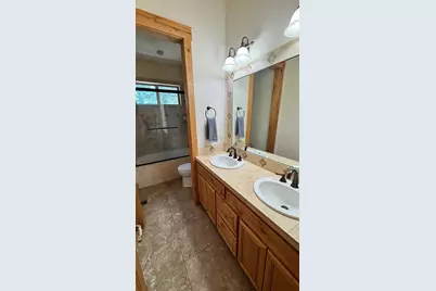 10400 Estates Drive, Truckee, CA 96161 - Photo 15
