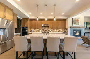 10109 Corrie Ct, Truckee, CA 96161 - Photo 9