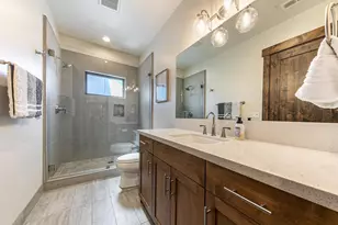 10109 Corrie Ct, Truckee, CA 96161 - Photo 19