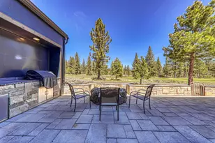 10109 Corrie Ct, Truckee, CA 96161 - Photo 3