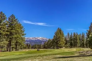 10109 Corrie Ct, Truckee, CA 96161 - Photo 5