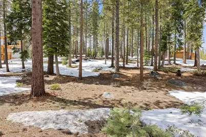 11916 Lamplighter Way, Truckee, CA 96161 - Photo 3
