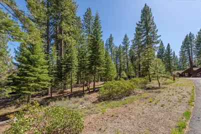 12721 Granite Drive, Truckee, CA 96161 - Photo 3