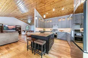 14676 Tyrol Rd, Truckee, CA 96161 - Photo 9