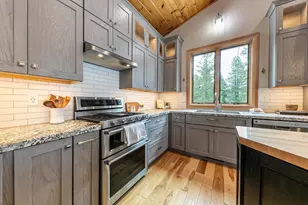 14676 Tyrol Rd, Truckee, CA 96161 - Photo 11