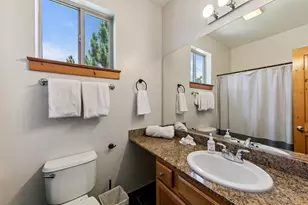 10592 Boulders Rd, Truckee, CA 96161 - Photo 21