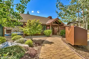 10592 Boulders Rd, Truckee, CA 96161 - Photo 23