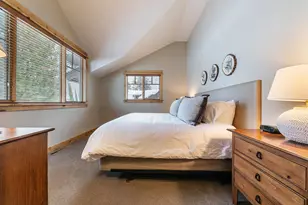 12229 Lookout Loop, Truckee, CA 96161 - Photo 19