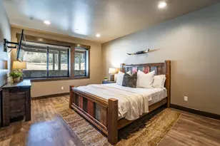 19505 Glades Ct, Truckee, CA 96161 - Photo 21