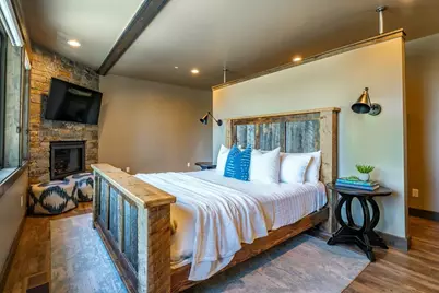19505 Glades Court, Truckee, CA 96161 - Photo 15