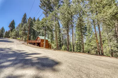 10902 Laurelwood Drive, Truckee, CA 96161 - Photo 7