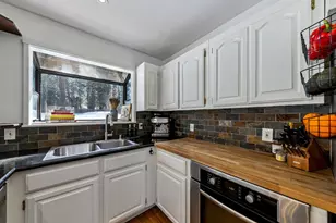 10895 Jeffrey Pine Rd, Truckee, CA 96161 - Photo 17