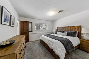 10895 Jeffrey Pine Rd, Truckee, CA 96161 - Photo 19
