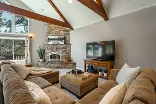 12465 Pine Forest Rd, Truckee, CA 96161 - Photo 9