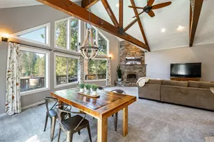 12465 Pine Forest Rd, Truckee, CA 96161 - Photo 15
