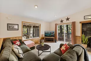 13474 Moraine Rd, Truckee, CA 96161 - Photo 3