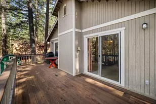13474 Moraine Rd, Truckee, CA 96161 - Photo 19