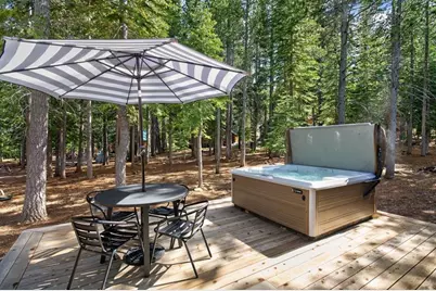 12102 Viking Way, Truckee, CA 96161 - Photo 27