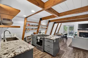 12102 Viking Way, Truckee, CA 96161 - Photo 3