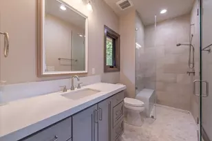 9195 Tarn Cir, Truckee, CA 96161 - Photo 19