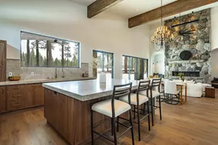 11646 Henness Rd, Truckee, CA 96161 - Photo 25