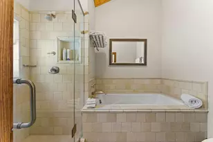 12474 Granite Dr, Truckee, CA 96161 - Photo 23