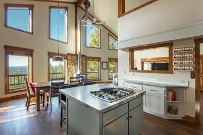 16746 Tewksbury Drive, Truckee, CA 96161 - Photo 9