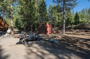 11820 Eagle Lakes Rd, Soda Springs, CA 95728 - Photo 21