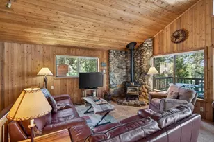 1090 Canterbury Dr, Kings Beach, CA 96143 - Photo 5