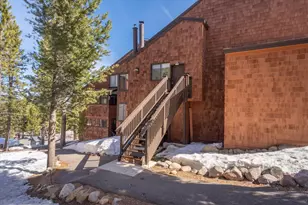11661 Snowpeak Way, Truckee, CA 96161 - Photo 21