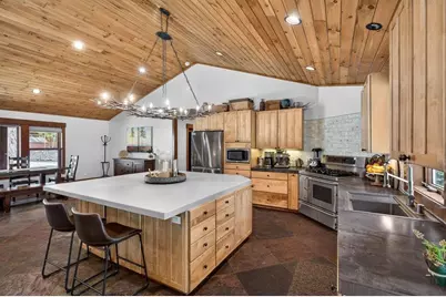 10473 The Strand, Truckee, CA 96161 - Photo 11