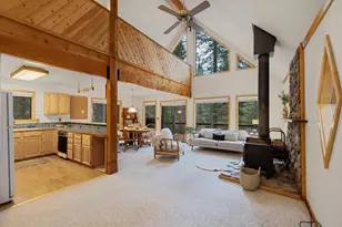 12730 Palisade St, Truckee, CA 96161 - Photo 7