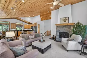 10265 Blue Jay Ln, Truckee, CA 96161 - Photo 9