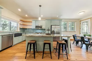 11320 Wolverine Cir, Truckee, CA 96161 - Photo 3