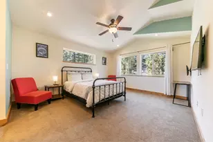 11320 Wolverine Cir, Truckee, CA 96161 - Photo 23