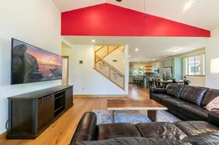 11320 Wolverine Cir, Truckee, CA 96161 - Photo 13