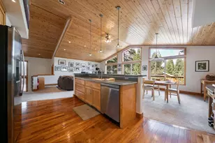 13715 Hansel Ave, Truckee, CA 96161 - Photo 7