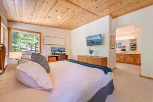 11499 Sitzmark Way, Truckee, CA 96161 - Photo 23